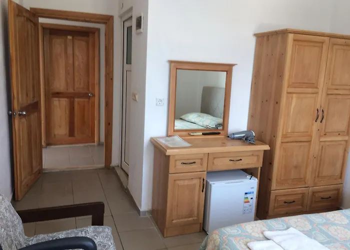 Tugay フェティエ