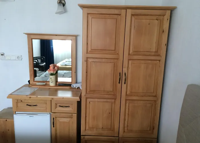 Tugay Hotel 2*
