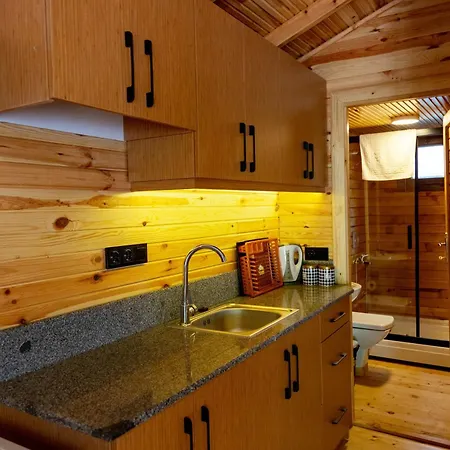 Tugay 2* フェティエ