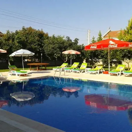 Tugay Hotell 2*